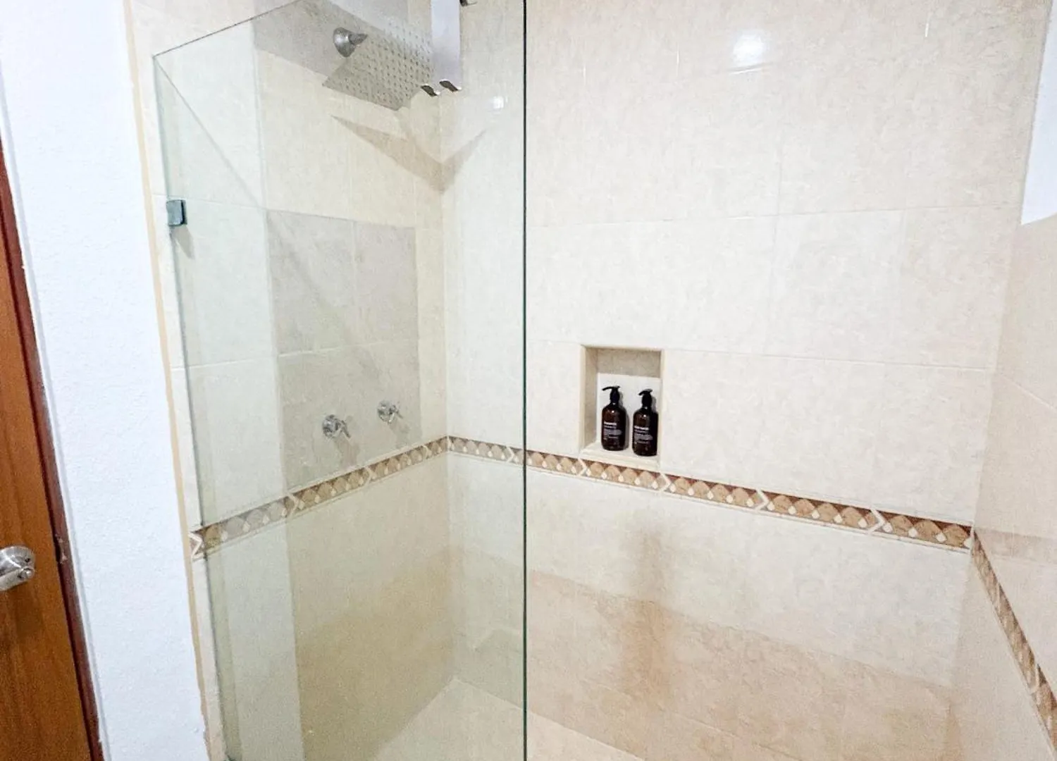 Modern 2Br Apt-3 Baths-Pool-Wi-Fi-Steps To Beach Playa del Carmen Daire