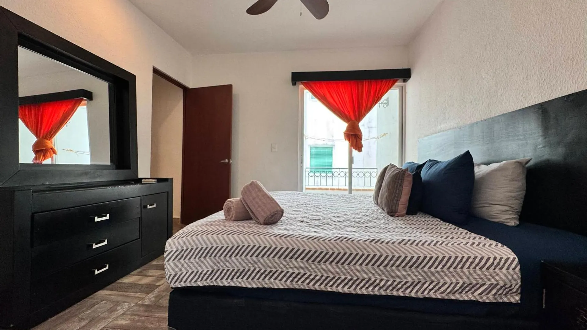 Central Luxury Stay -Fast Wifi- Playa Experience بلايا ديل كارمن المكسيك